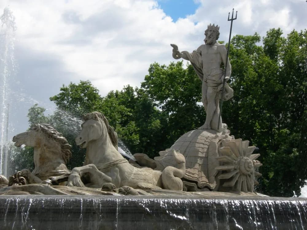 Fuente de Neptuno: Cómo es, donde está y su historia.