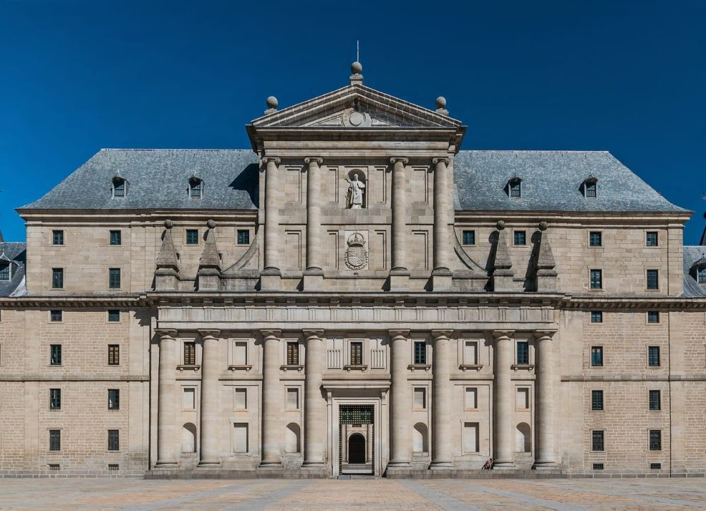 Monasterio de El Escorial. Fotografía_ blizniak en Pixabay.jpg